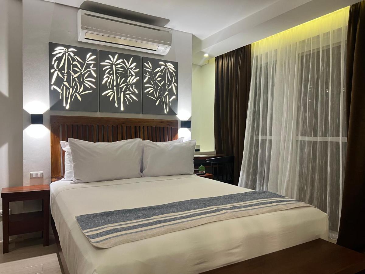 Aira Boracay Hotel Balabag  Exterior photo