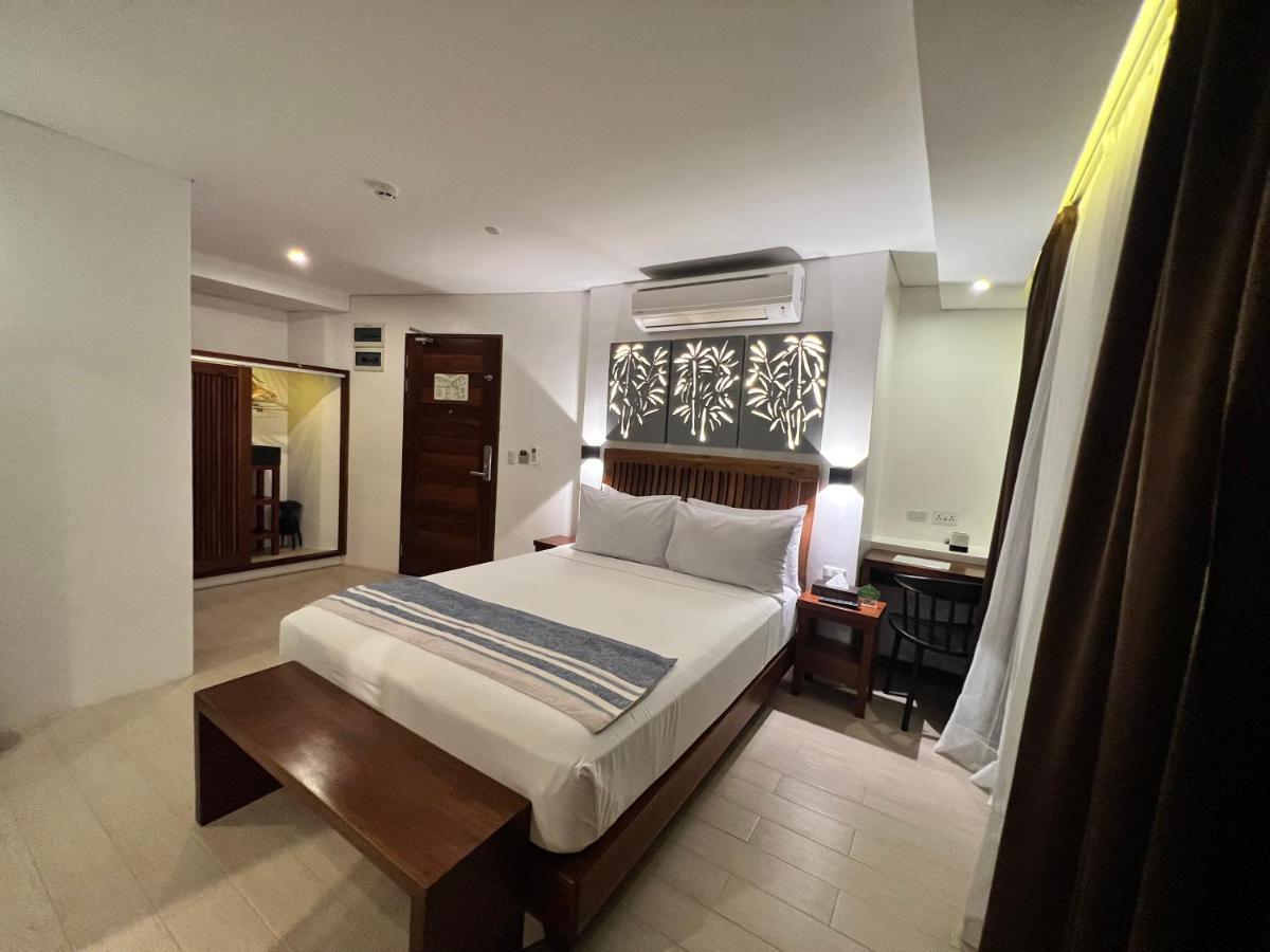 Aira Boracay Hotel Balabag  Exterior photo